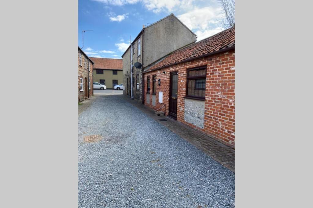 1St Floor Flat In Mews Apartment Kessingland Exterior photo